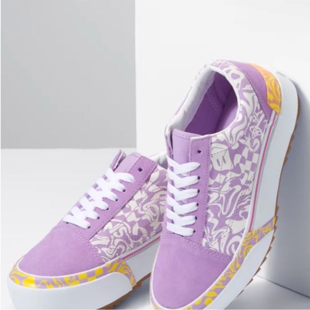 Vans Old Skool Stacked Wavy Days Platform Suede Shoes - Picture 4 of 11